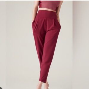 "Athleta High-Rise Cropped Pants in Burgundy - Size M"